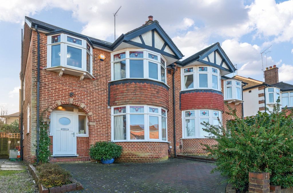 Property photo 1 of 18