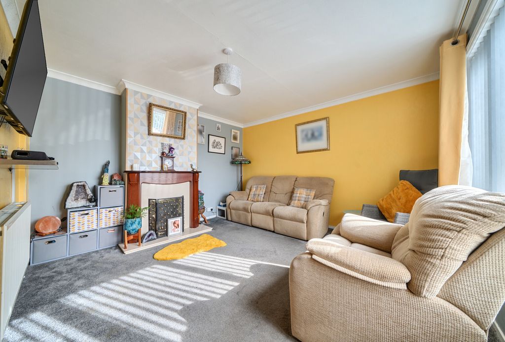 Property photo 3 of 15 1420193-10-69B413...