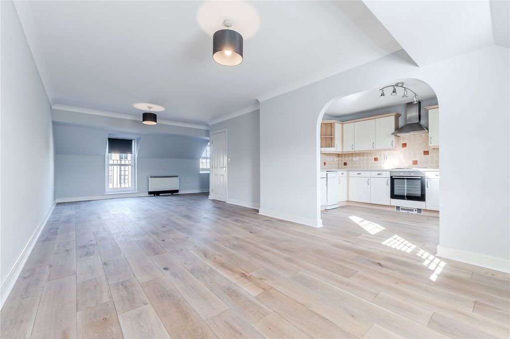 Property photo 3 of 12 Lounge/Dining Room