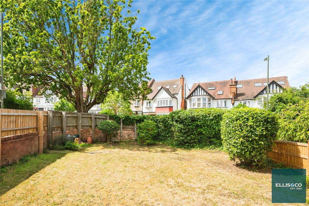 Property photo 3 of 14 Picture No. 21