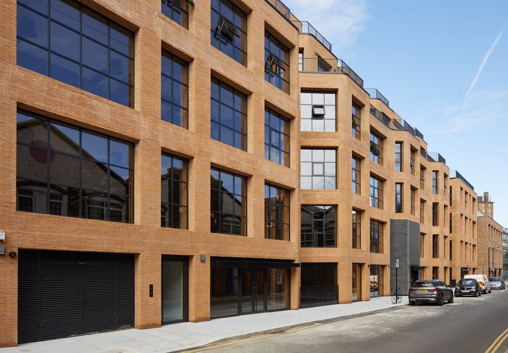 Property photo 1 of 5