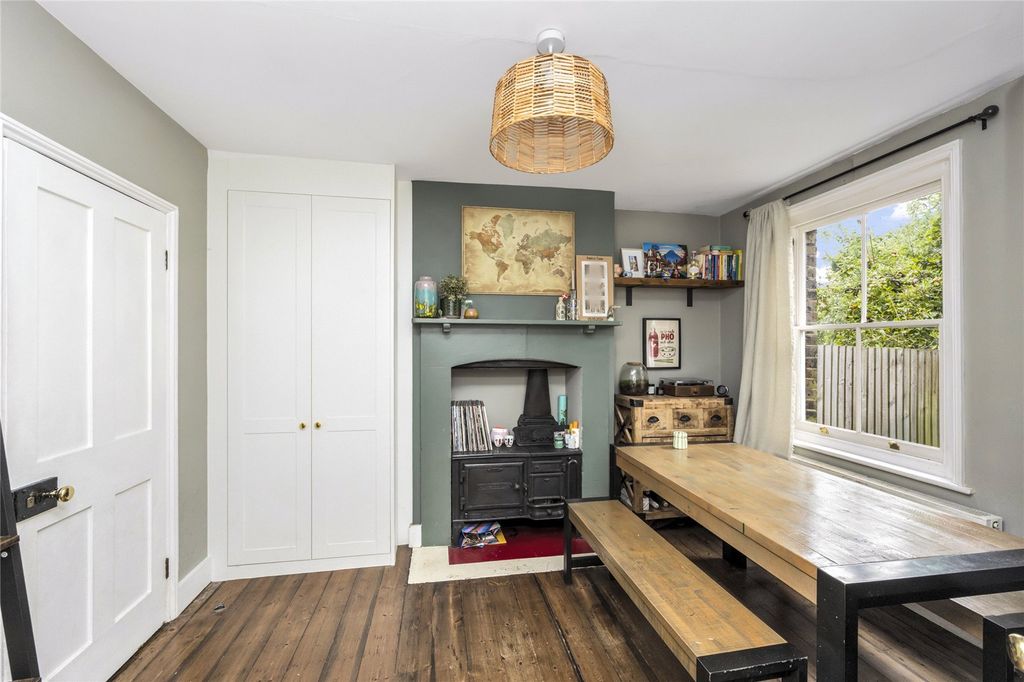 Property photo 3 of 15 Dining Room
