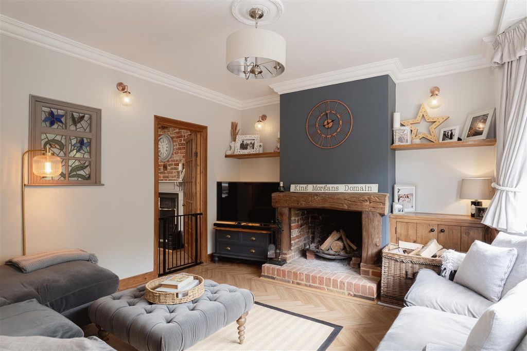 Property photo 3 of 22 1.Jpg