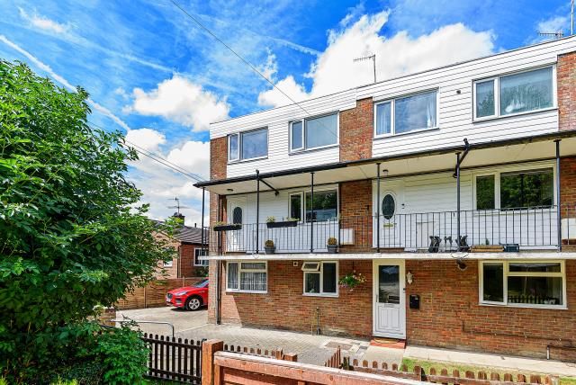 Property photo 1 of 10 External View