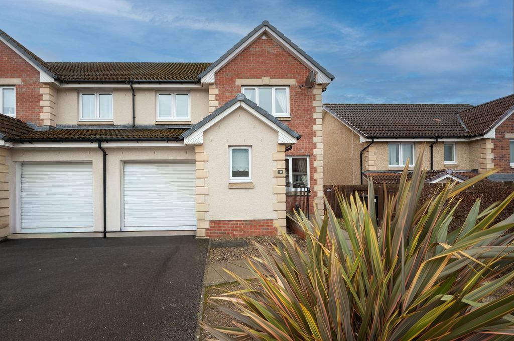 Property photo 1 of 26