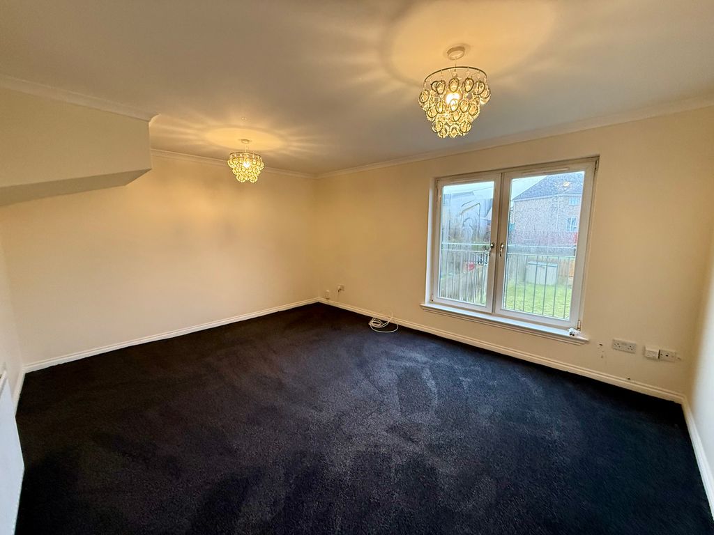 Property photo 2 of 13 2