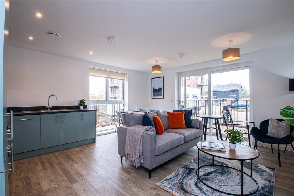 Property photo 3 of 14 Willow And Fronts _11.Jpg