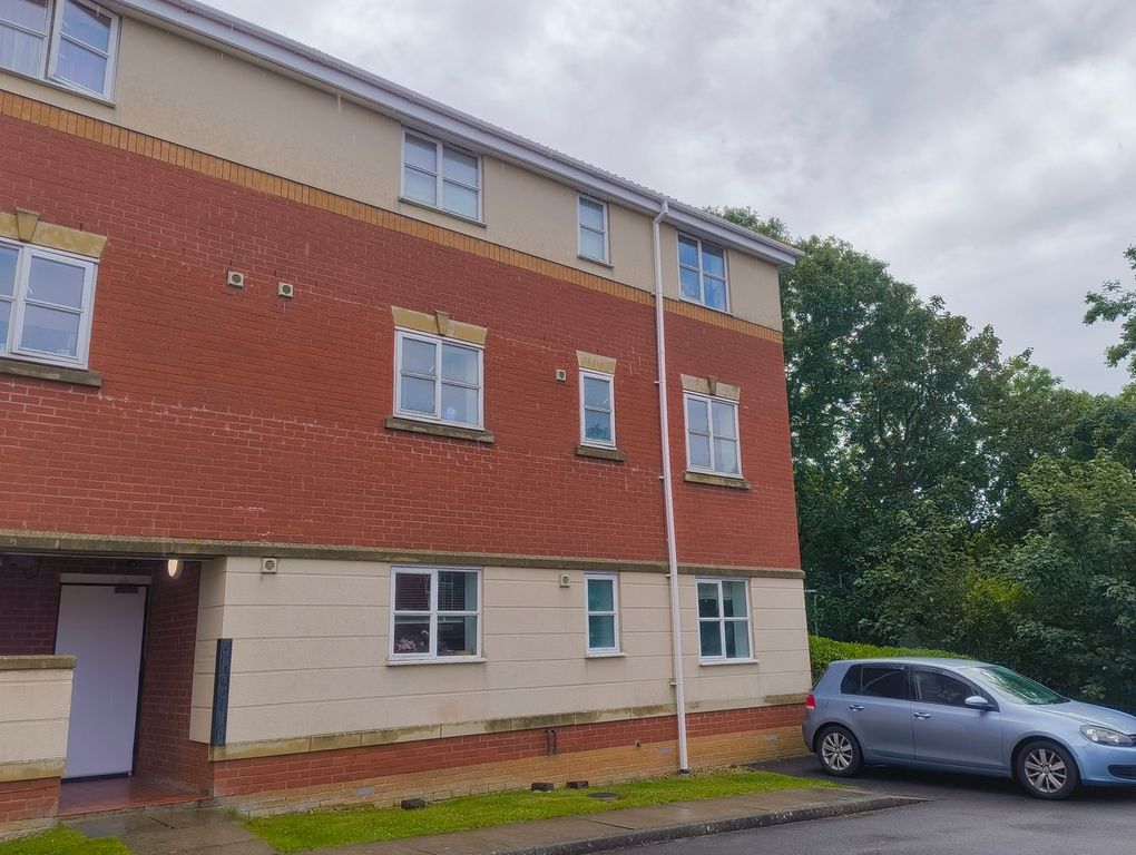 Property photo 1 of 7 Frontage