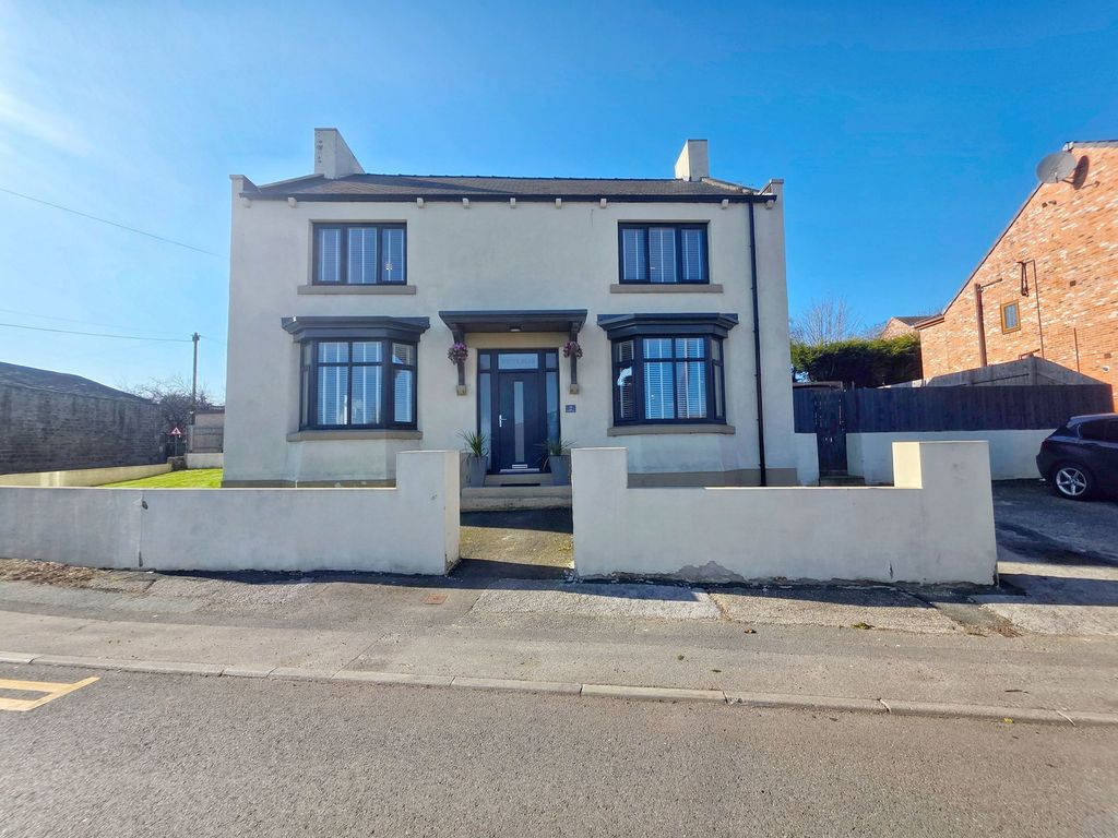 Property photo 1 of 29