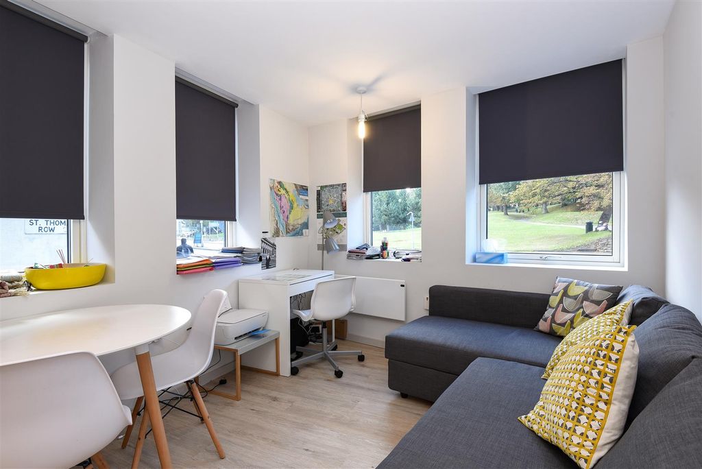 Property photo 2 of 5 57F7596A3B906-141347 (1).Jpg