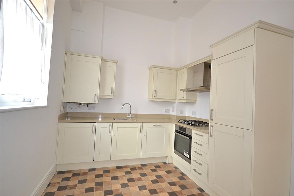 Property photo 3 of 11 10.Png