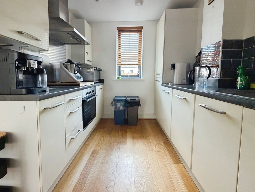 Property photo 2 of 10 Pbox-Img.Jpg
