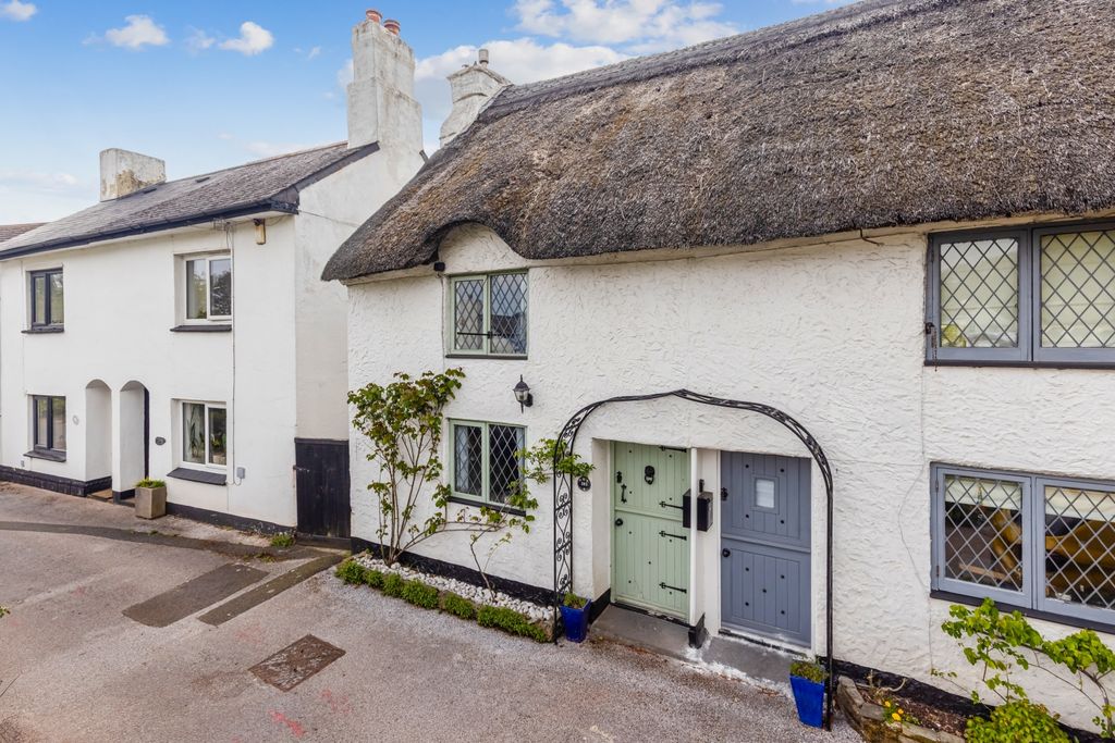 Property photo 1 of 16 A02 - 393 Totnes Road Paignton - 250425