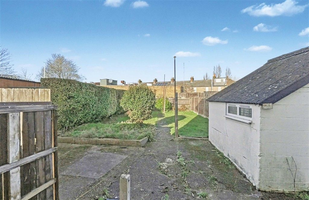 Property photo 2 of 5