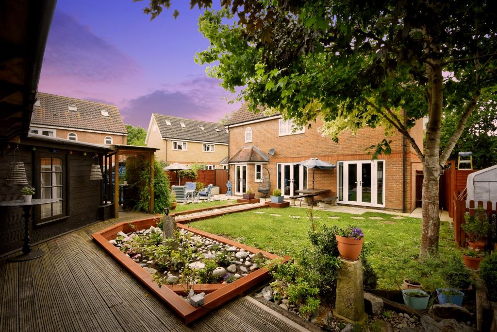 Property photo 1 of 19