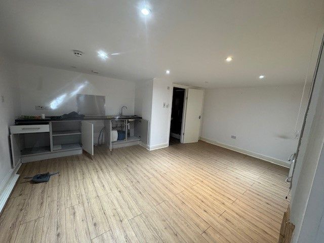 Property photo 2 of 11 Photo 2