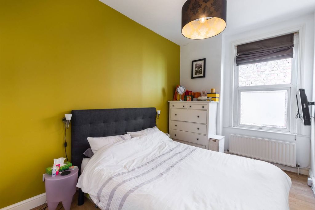 Property photo 3 of 5