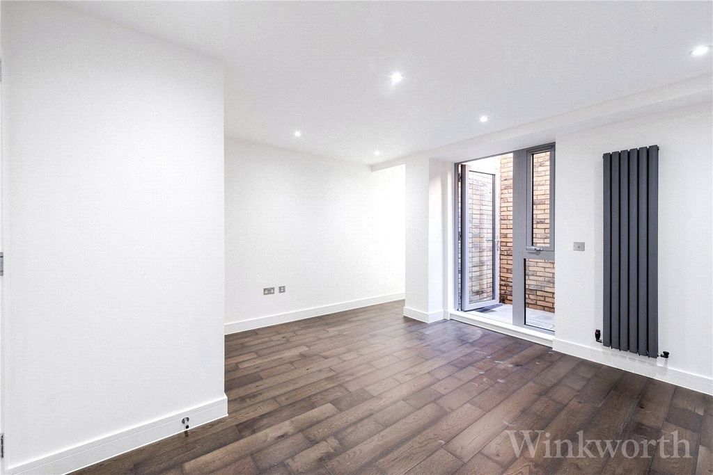 Property photo 1 of 5 Picture No. 11