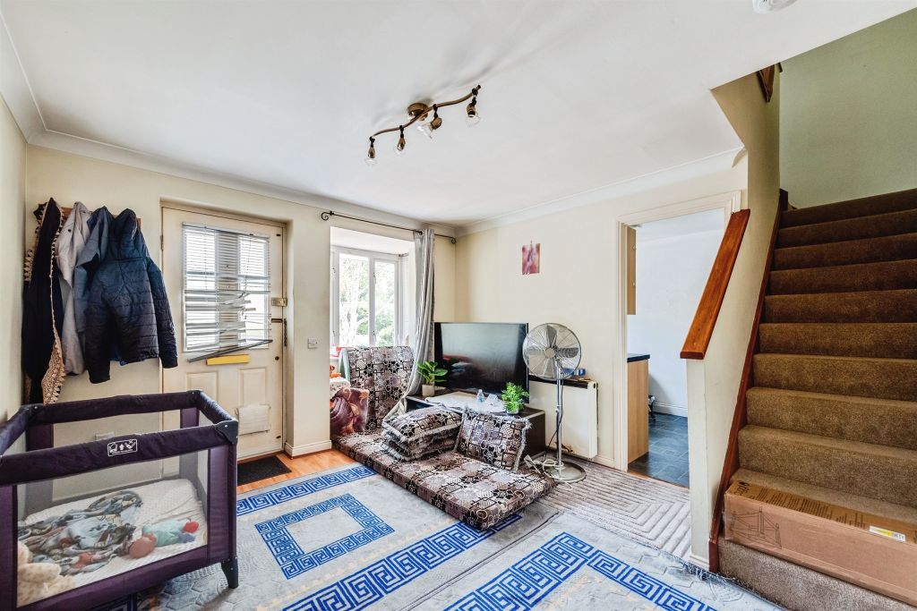 Property photo 3 of 11