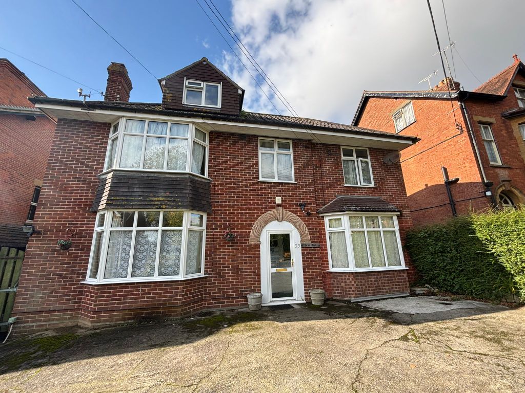 Property photo 1 of 12 5Faacdfc-5Fb5-4703-Bb0B-1E43c9E3436d