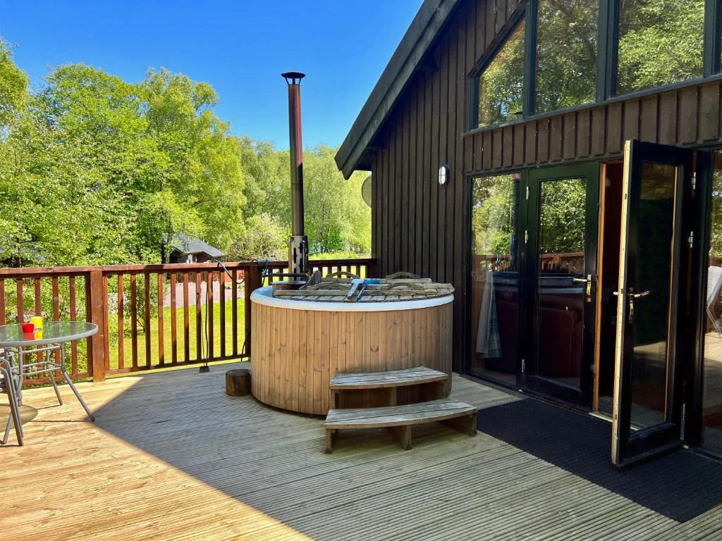 Property photo 2 of 36