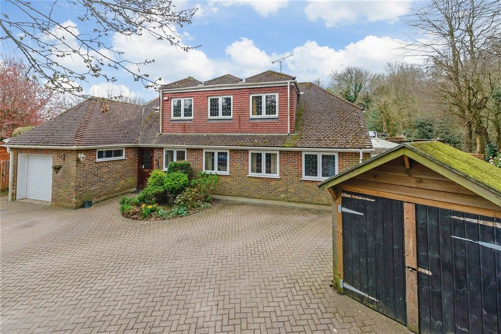 Property photo 1 of 20 External (Brochure)