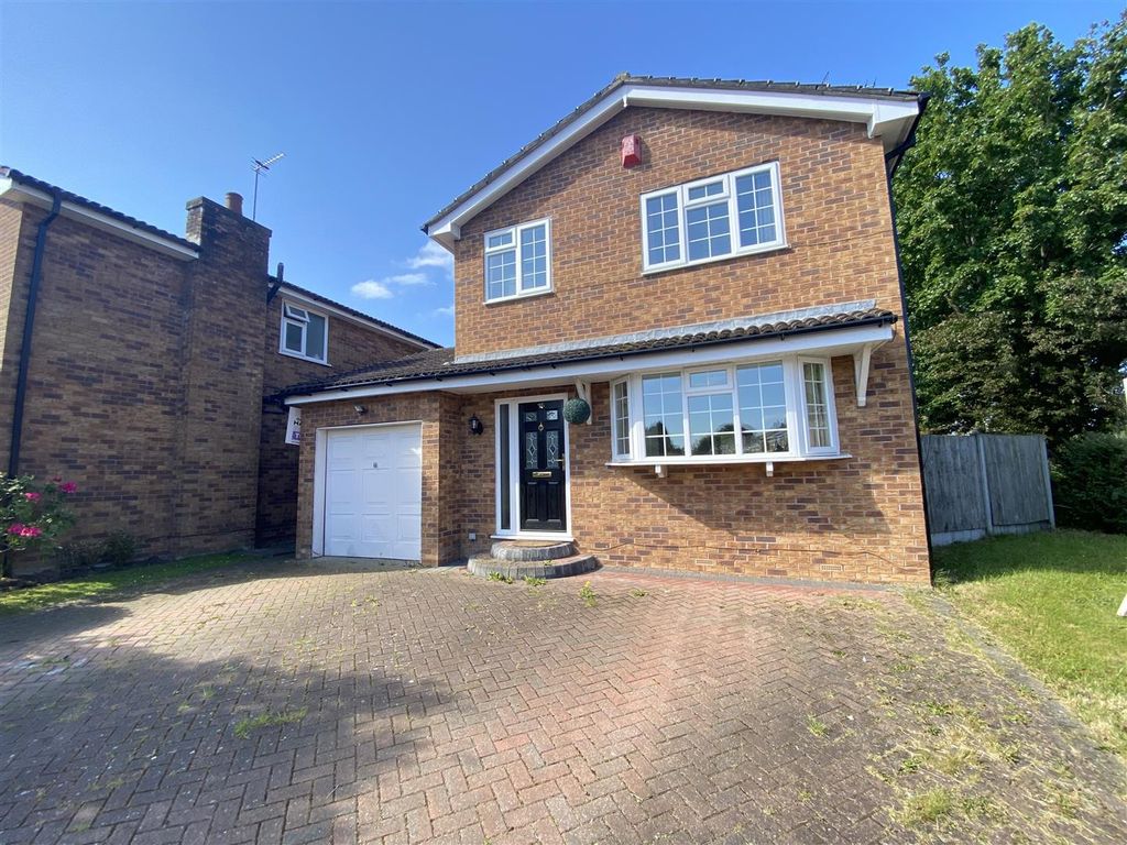 Property photo 1 of 11
