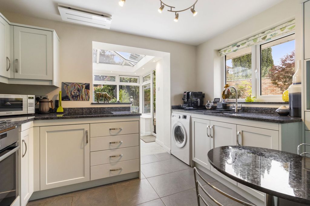 Property photo 3 of 15