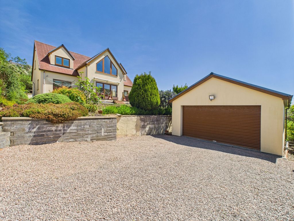 Property photo 1 of 59