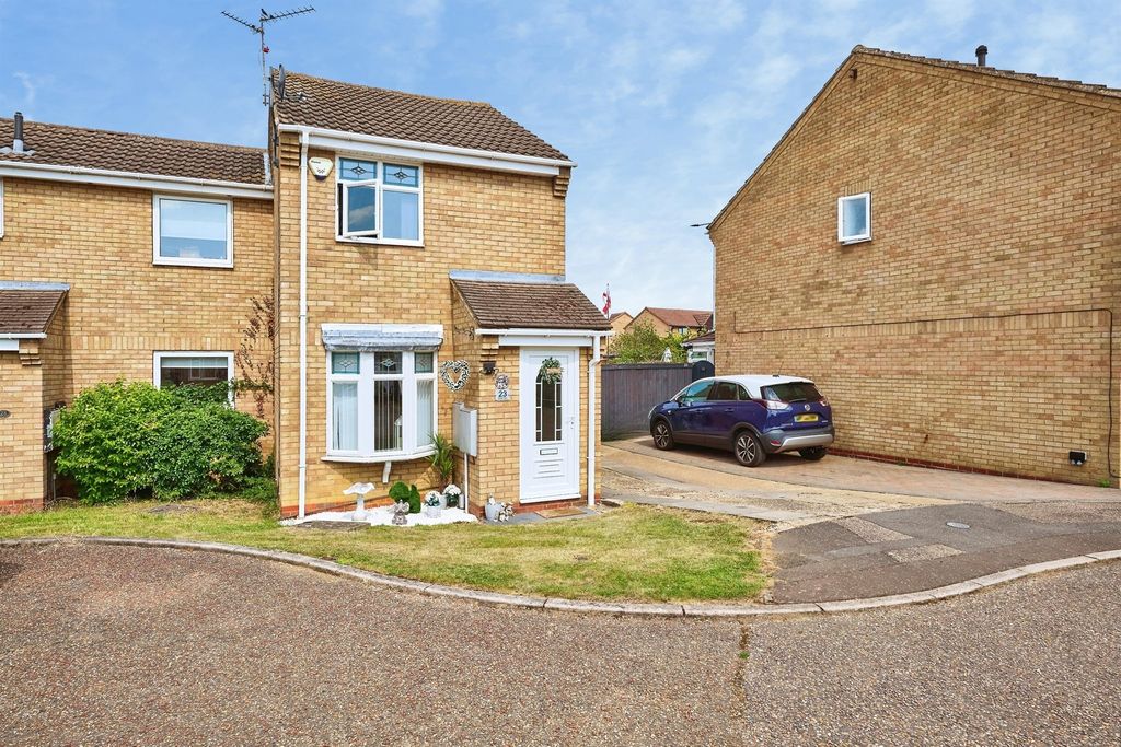 Property photo 1 of 11