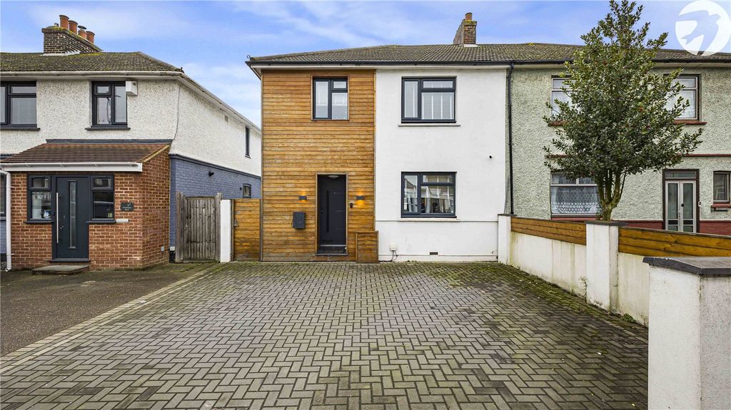 Property photo 1 of 15 Picture No. 02