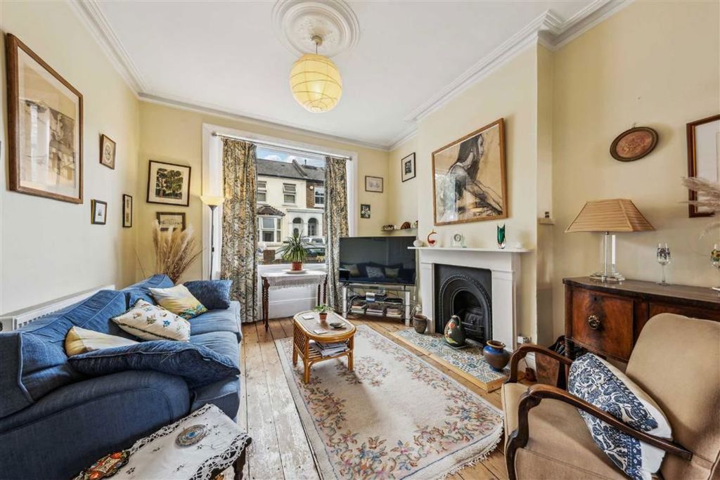 Property photo 2 of 14