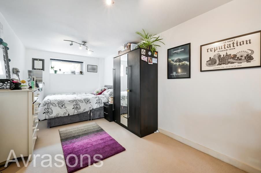 Property photo 3 of 9