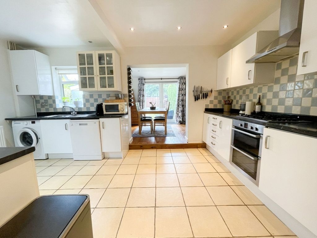 Property photo 2 of 23