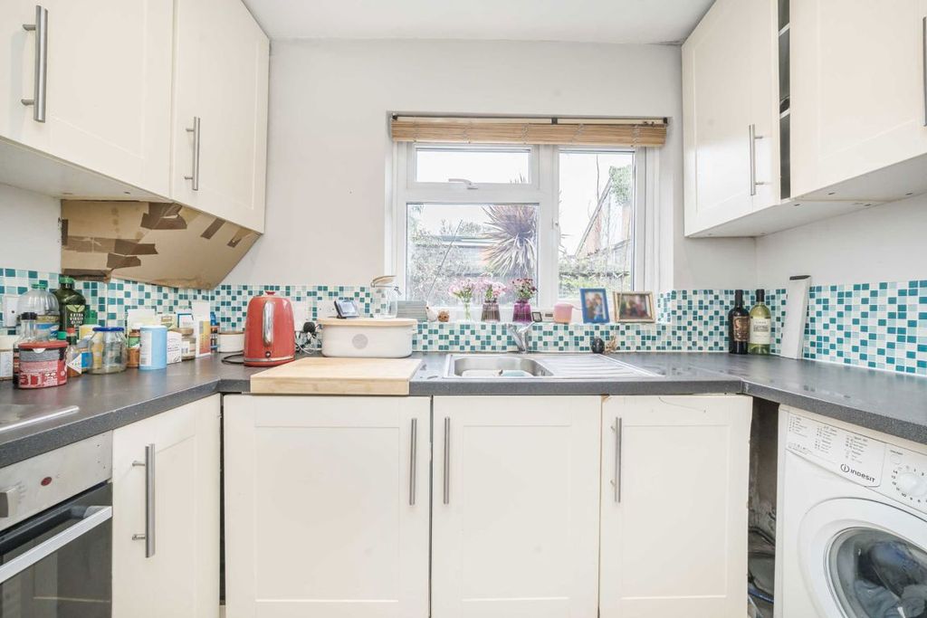 Property photo 2 of 4