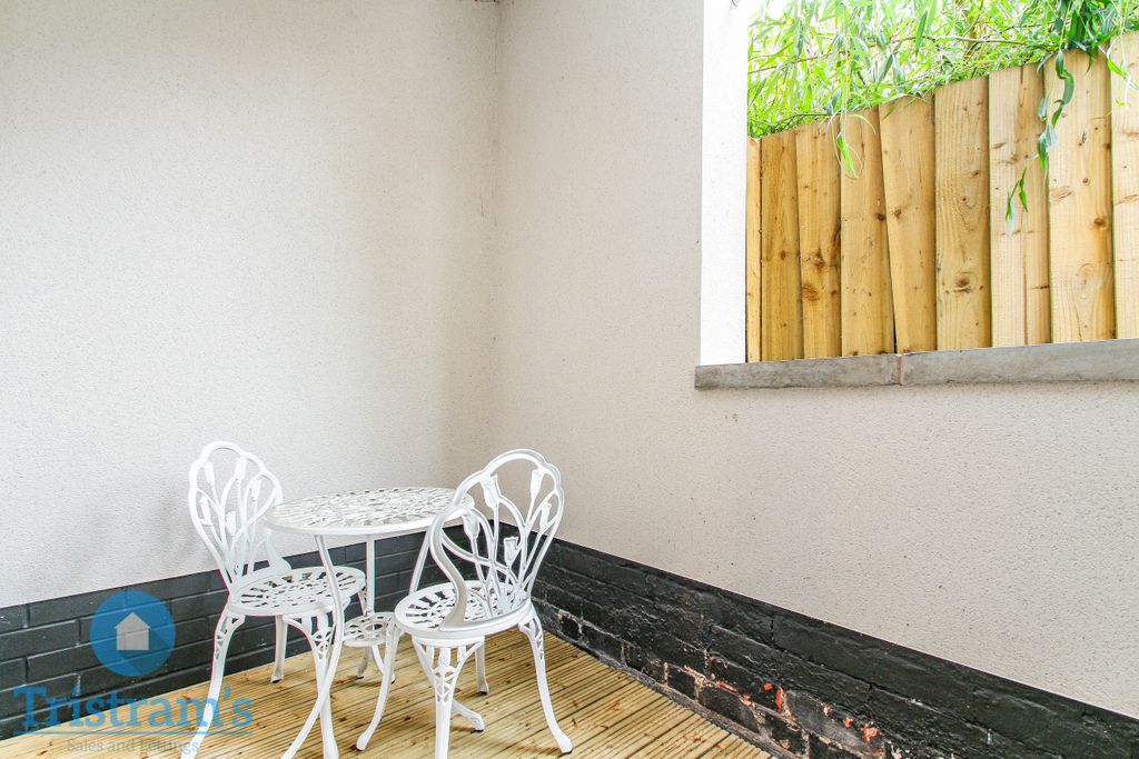 Property photo 3 of 15 Img_5940