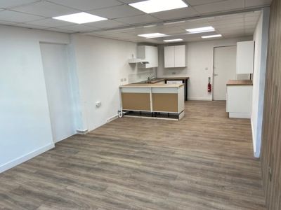 Property photo 2 of 9 Photo 11