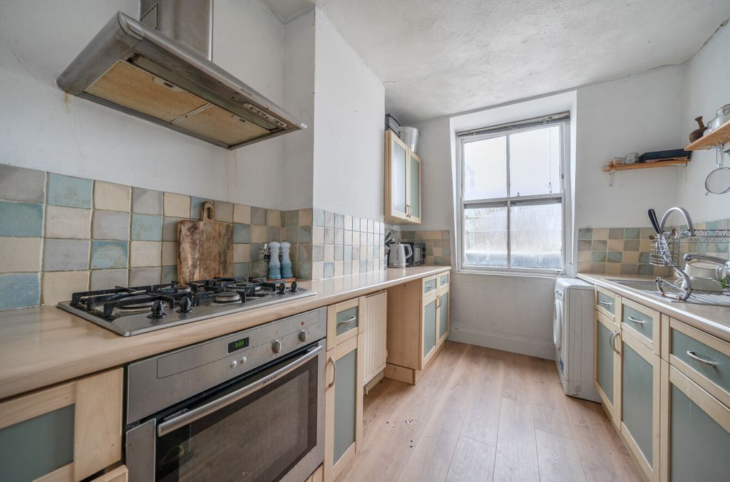 Property photo 3 of 10 1435741-5-69Cb9F5...