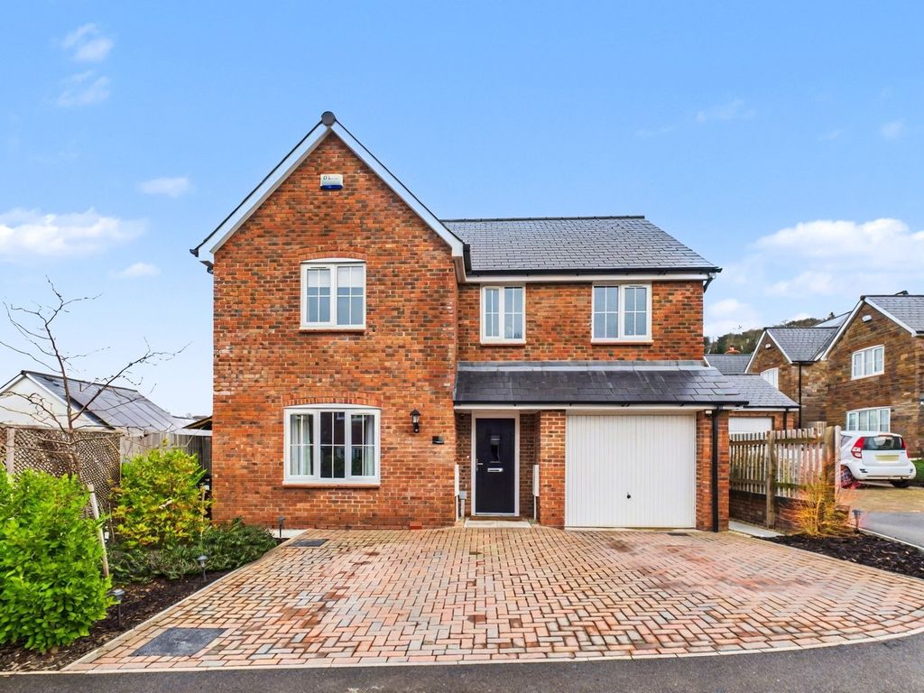 Property photo 1 of 21