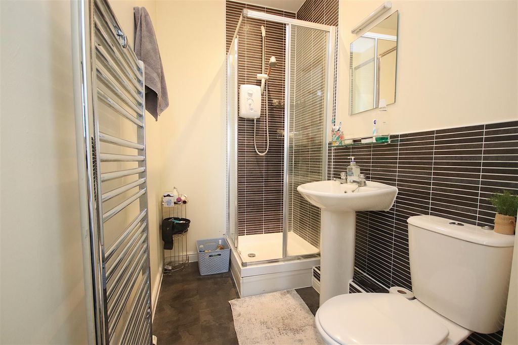 Property photo 3 of 8 Img_7075.Jpg