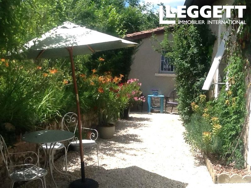Property photo 2 of 10