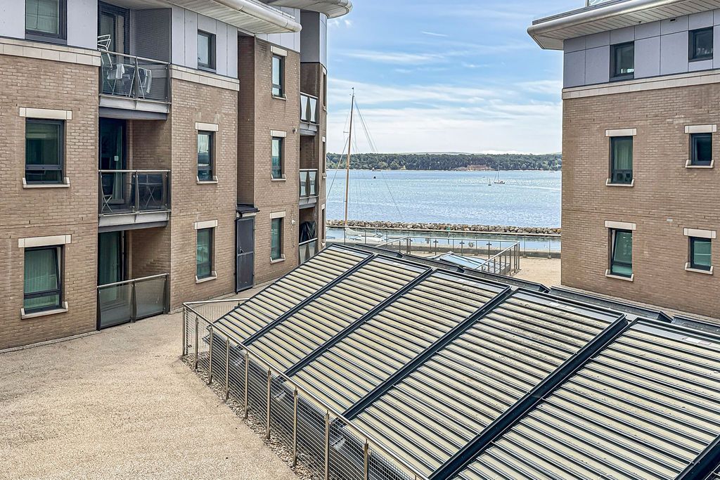 Property photo 1 of 14 Img_1111