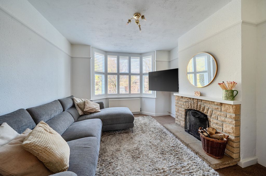 Property photo 2 of 25 1396435-2-69678Fd...