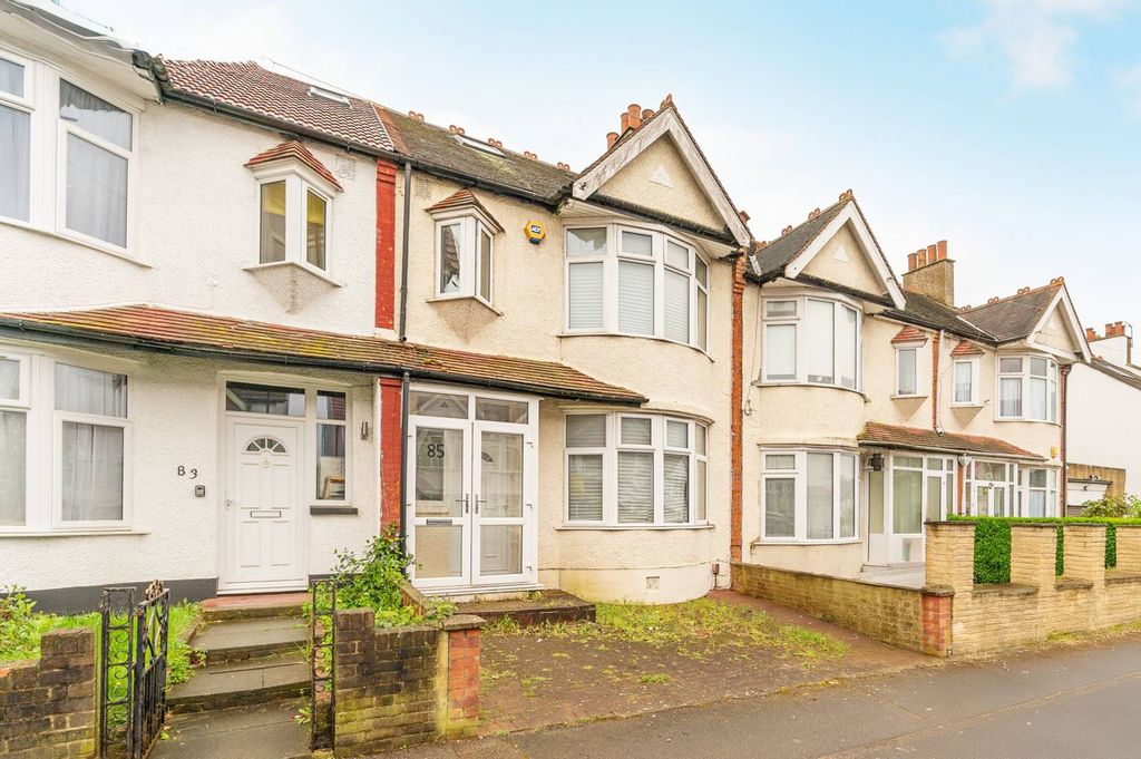Property photo 2 of 16