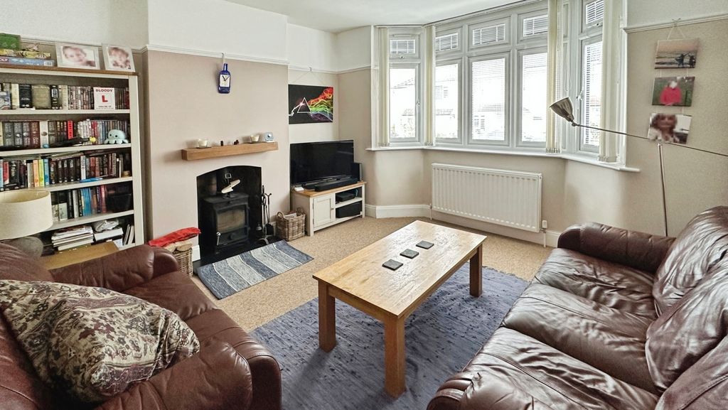 Property photo 2 of 21 Pbox-Img.Jpg