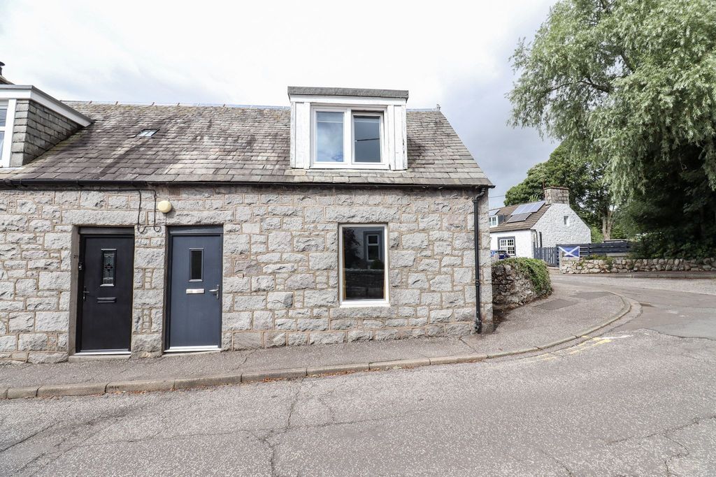 Property photo 1 of 27