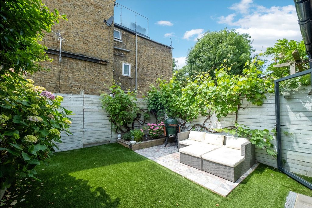 Property photo 1 of 7 Picture No. 16