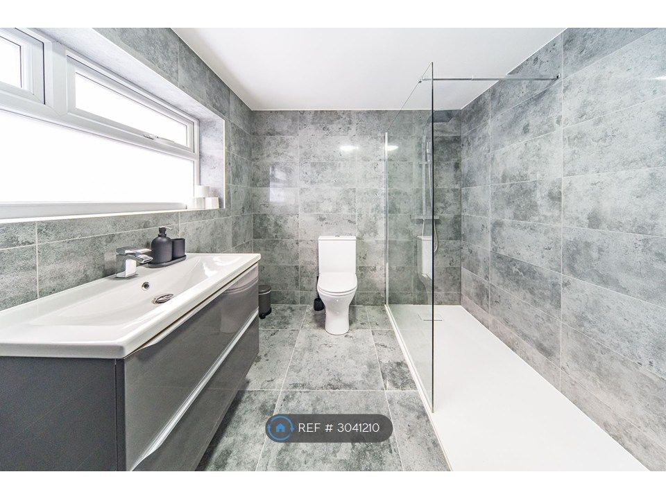 Property photo 1 of 35