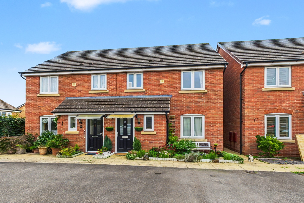 Property photo 1 of 18