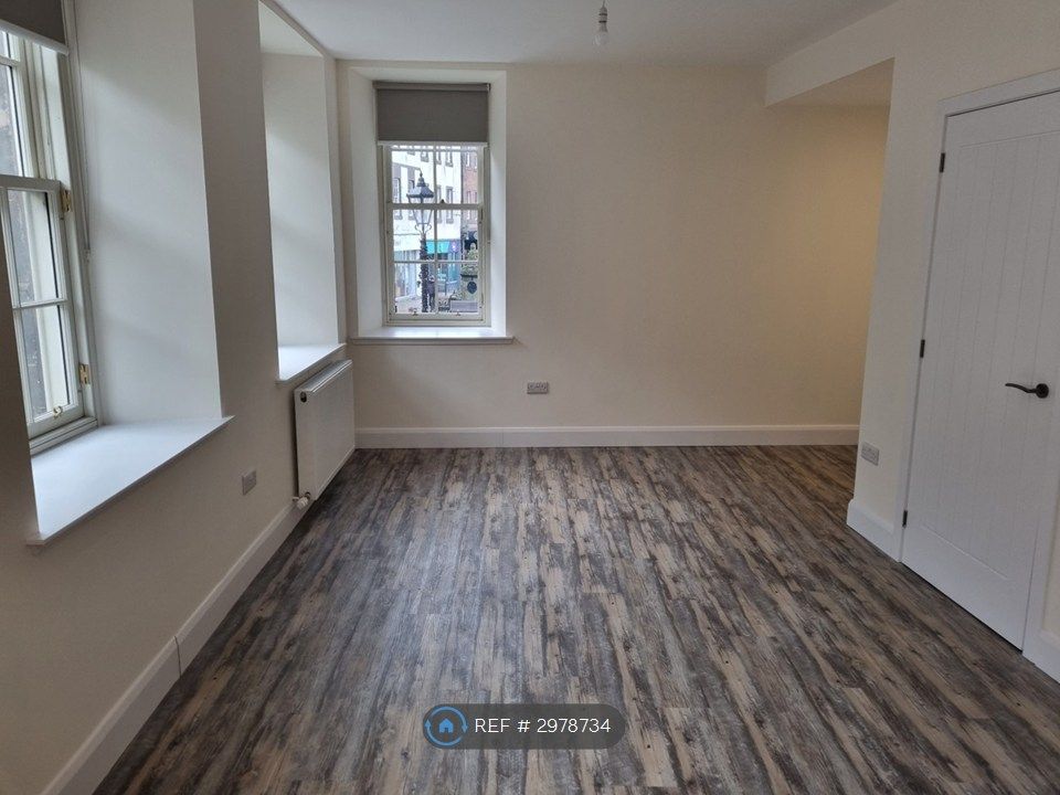 Property photo 2 of 14 Living Area